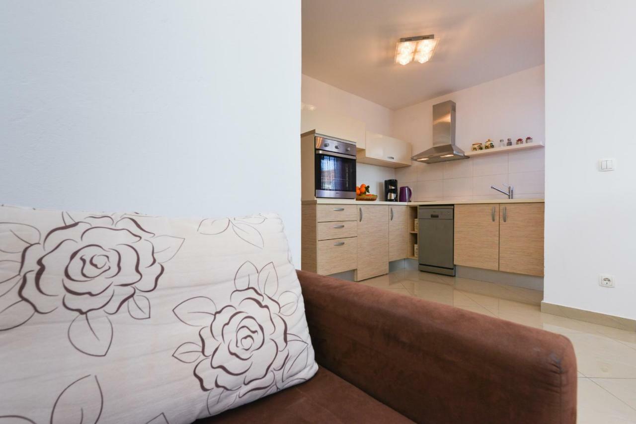 Apartments L&M Vir Zewnętrze zdjęcie